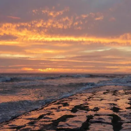 Coastal Duplex With Balcony Appartement