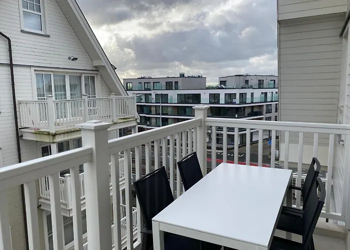 Apartment Coastal Duplex With Balcony Nieuwpoort