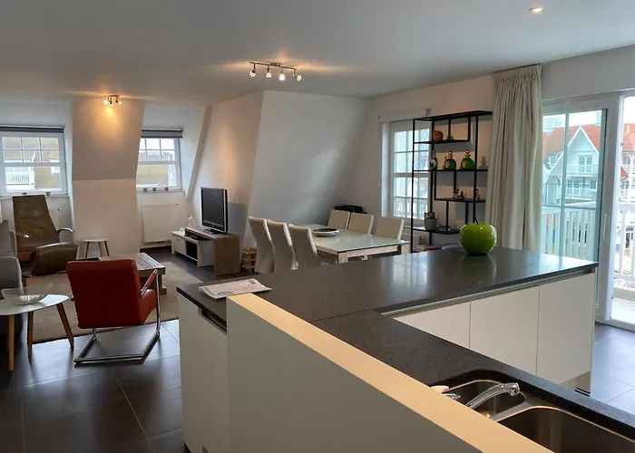 Coastal Duplex With Balcony Apartment Nieuwpoort